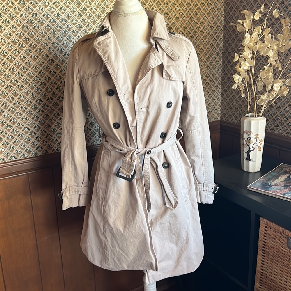 ZARA BRAND NEW WITHOUT TAGS TAN TRENCH COAT